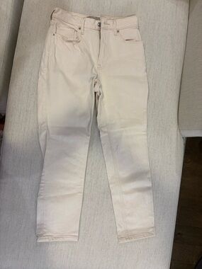 Everlane Straight Leg Jeans in Cream